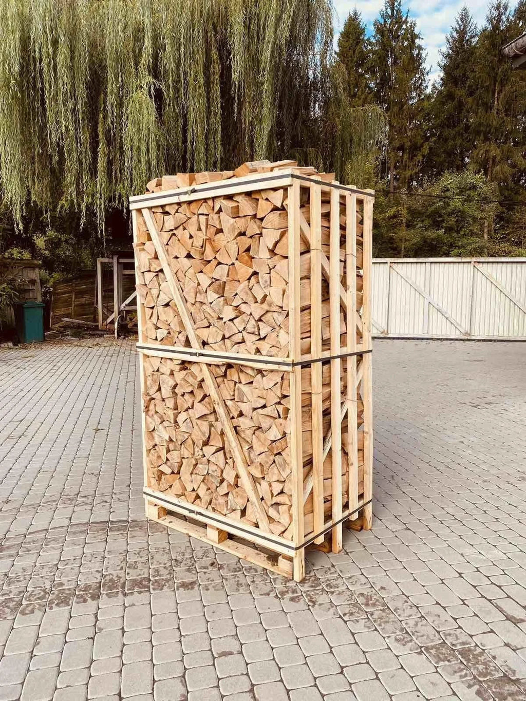 Buchen-Brennholz – kammergetrocknet | 980 kg